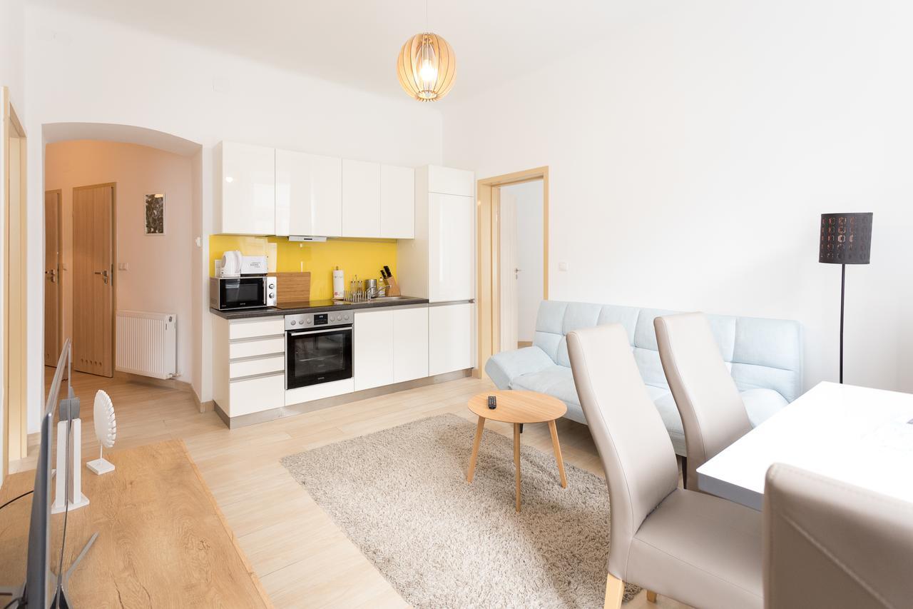 Appartement House In *