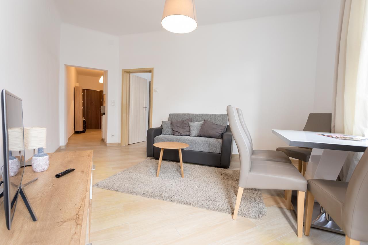Appartement House In Vienne