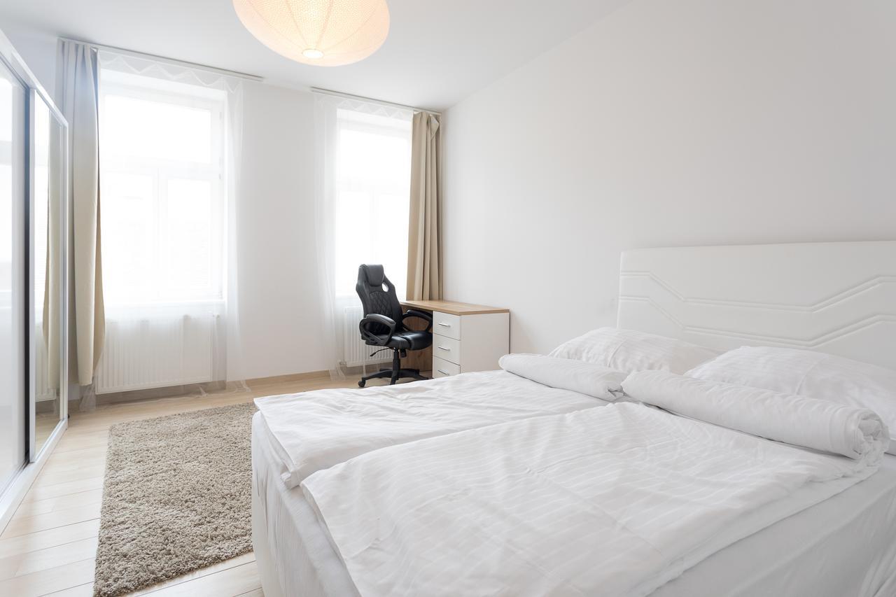 Appartement House In *